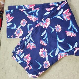 NWT Lands' End Women's Mid Rise Straight Leg Chino Crop Navy Floral Pants
